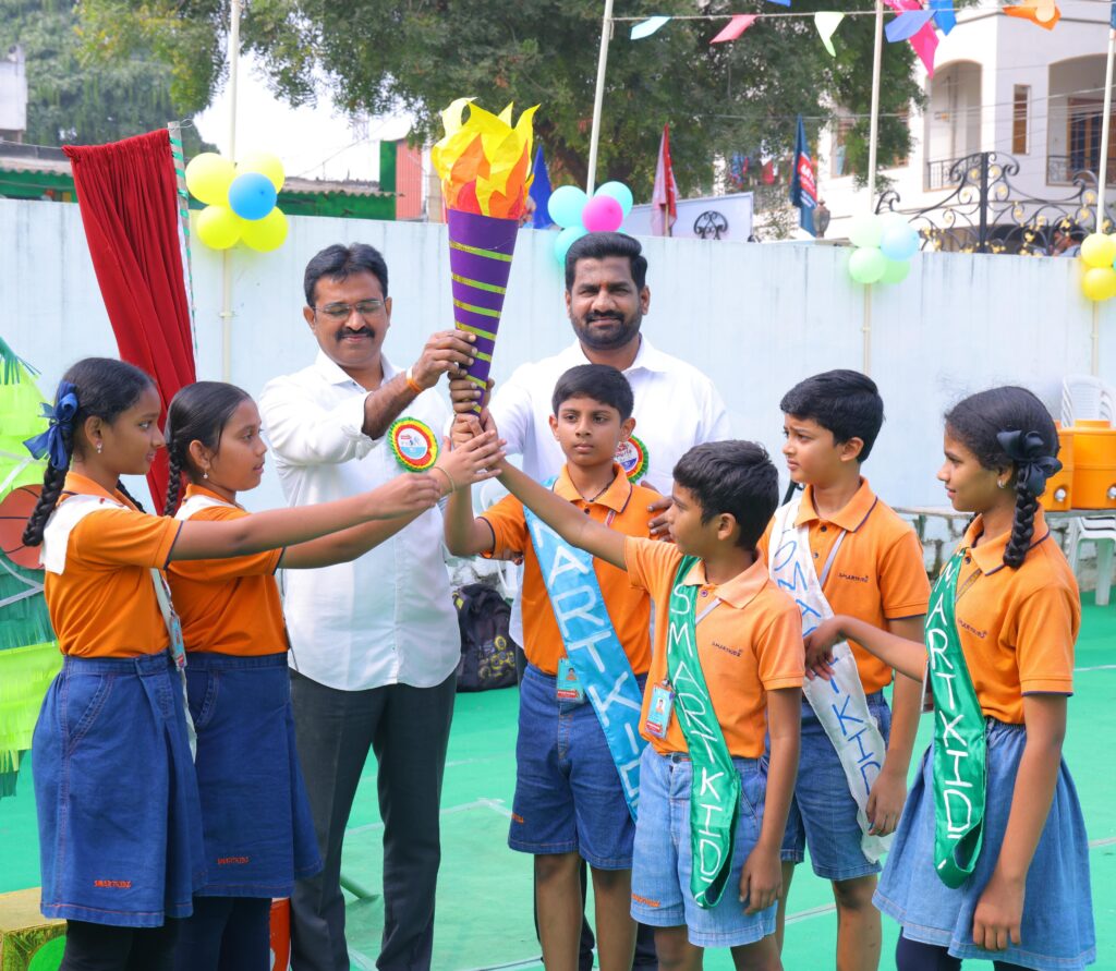 స్మార్ట్ కిడ్జ్ లో అంబరాన్నంటిన క్రీడా సంబురం!!